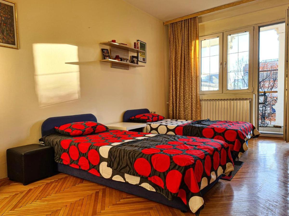 Fantazy Apartment Main Square Skopie Exterior foto