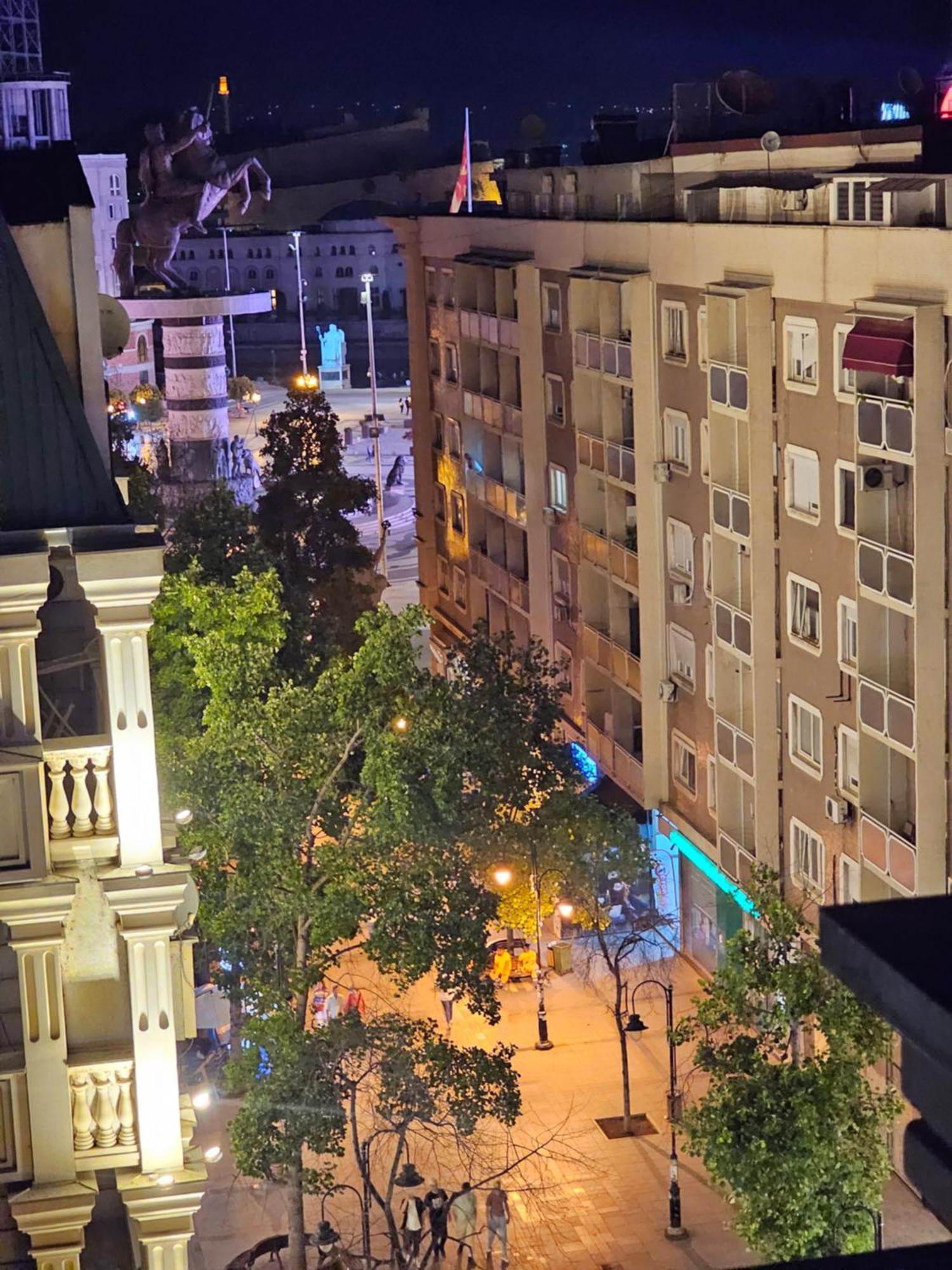 Fantazy Apartment Main Square Skopie Exterior foto
